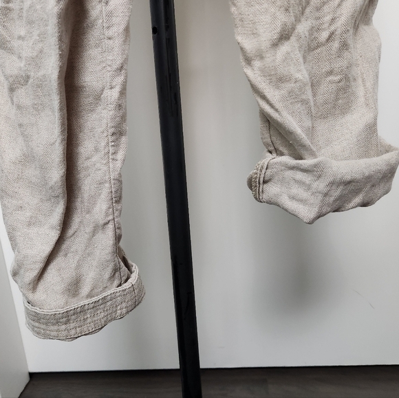 Athletic Slim linen chinos - Picture 9 of 13